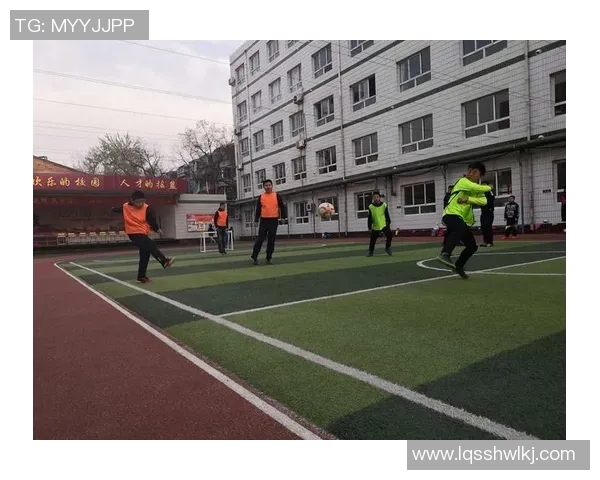 足球明星魅力四射的帅气招式精彩瞬间集锦图片分享